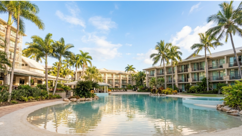 ケアンズ中心部にあるノボテル・ケアンズ・オアシス・リゾートのラグーンプール