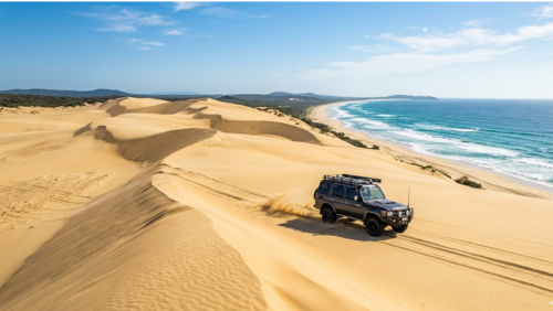 砂丘と海が広がるポートスティーブンスで四駆が走る絶景